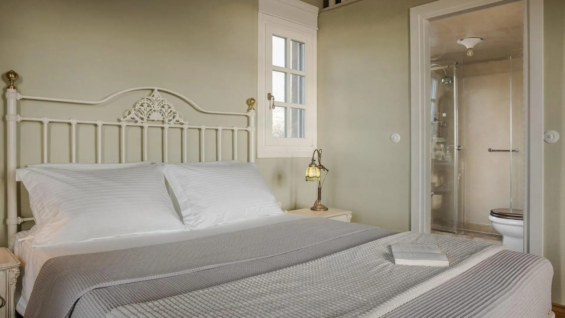 Delightful Kefalonia Villa 5 Bedrooms Panoramic Sea Mountain Views Atsoupades